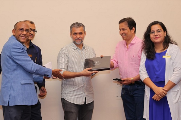 Celebrating Retailer Milestones